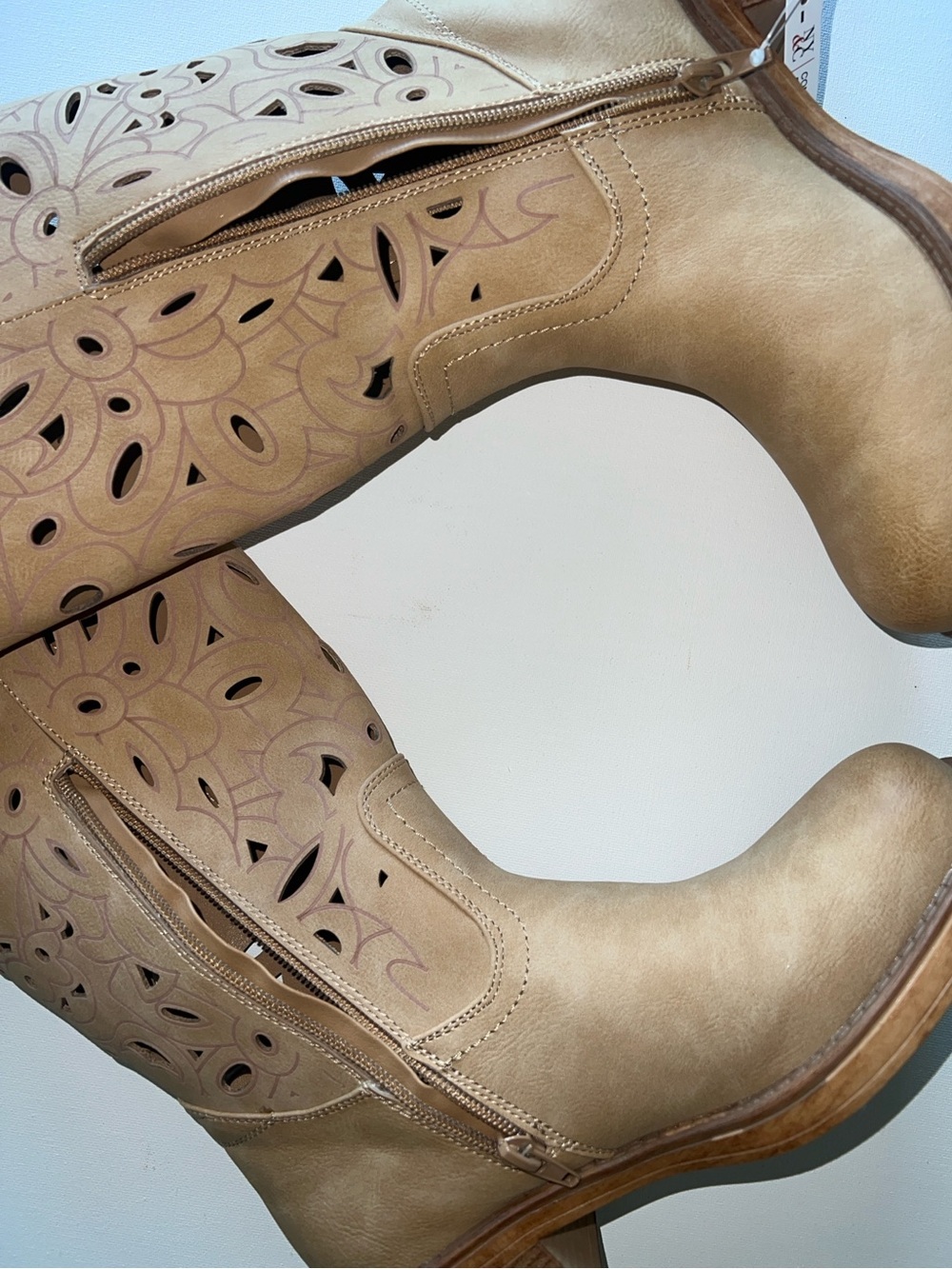 NWT New York & Company Curtis Camel Cutout chunky heel Tall Boots Sz 7.5 Campus - Picture 8 of 16
